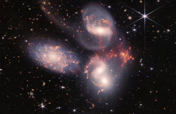 1030 espacio ultraterrestre