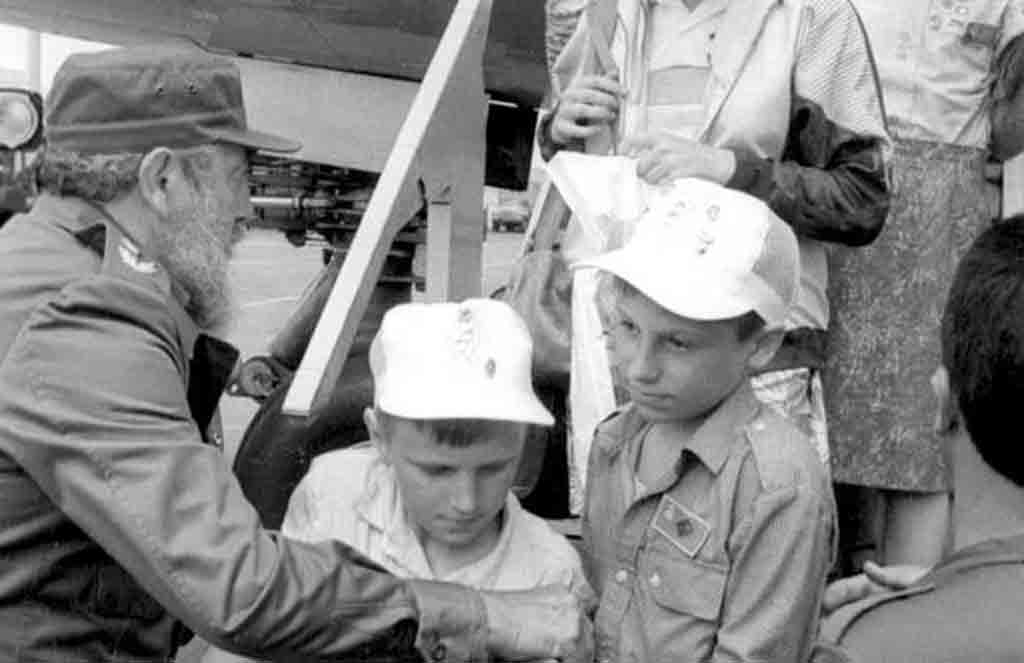 fidel llegada ninos chernobil 1