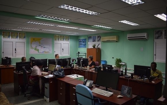 El Centro Nacional de Pronósticos y los especialistas de turno el 29 de julio de 2019. Foto: Danier Ernesto González. El Centro Nacional de Pronósticos y los especialistas de turno el 29 de julio de 2019. Foto: Danier Ernesto González.