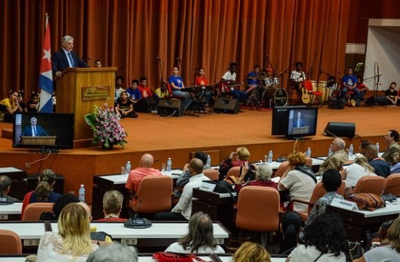 Intervención de Miguel Díaz-Canel Bermúdez, presiente de los Consejos de Estado y de Ministros de Cuba, durante la clausura del Encuentro Internacional por la Unidad de los Educadores Pedagogía 2019,