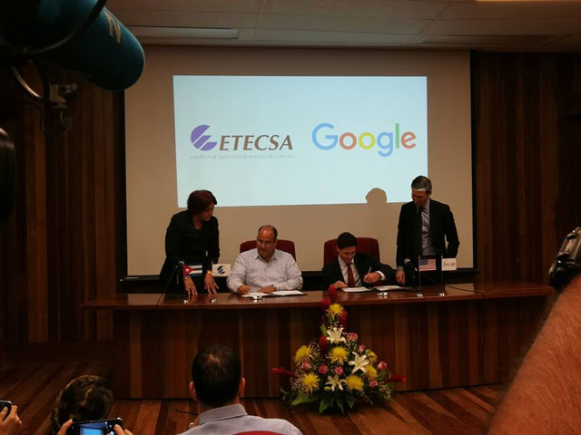  Firman ETECSA y Google memorando para mejorar acceso a internet
