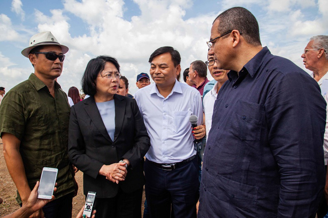Examina vicepresidenta vietnamita proyecto de cooperación en Pinar del Río