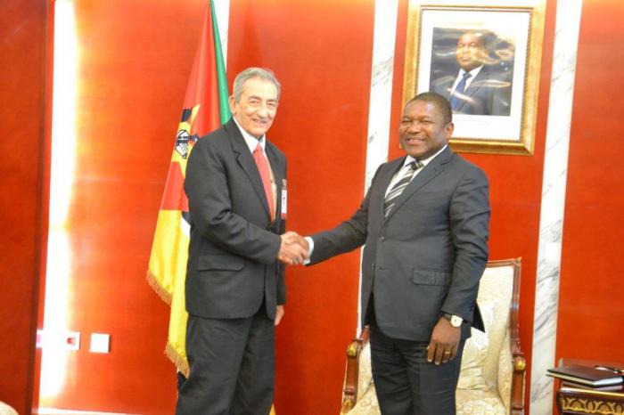Recibe Presidente de Mozambique a delegación del Comité Central del PCC