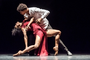 Carlos Acosta: Una compañía de danza es una vitrina cultural 