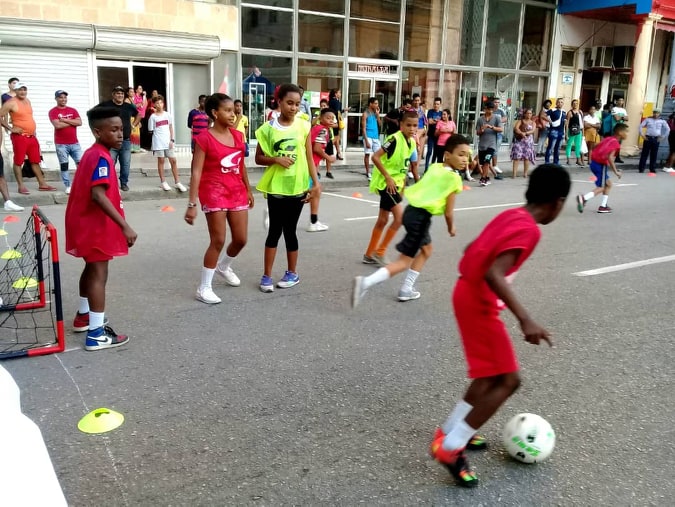 Un campeonato de fútbol para niños también formó parte de las actividades