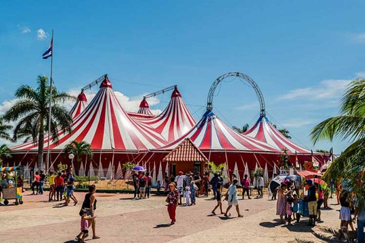 Carpas del Circo Nacional de Cuba