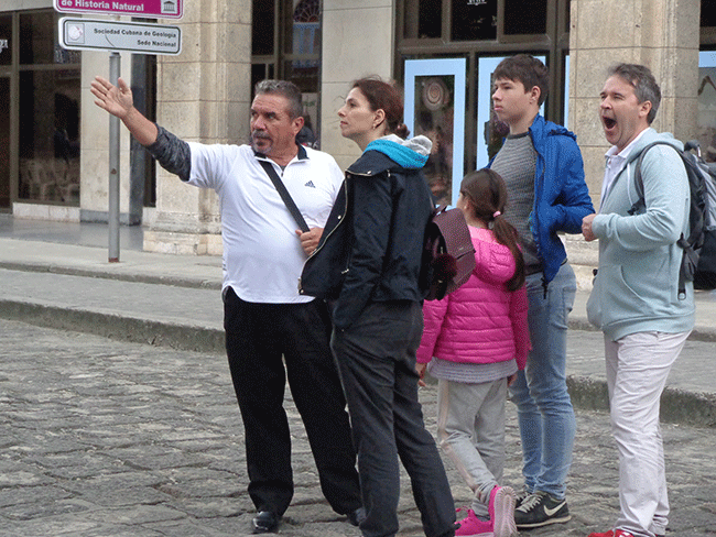 Turistas de todo el mundo