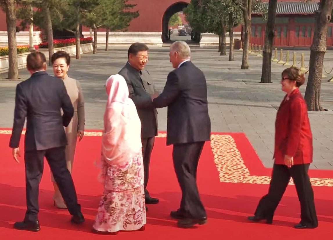 El presidente cubano, Miguel Díaz-Canel, asistió como invitado al desfile conmemorativo en China. Foto: Presidencia. El presidente cubano, Miguel Díaz-Canel, asistió como invitado al desfile conmemorativo en China. Foto: Presidencia.