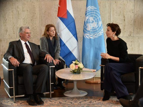 Se reunió Díaz-Canel con Directora General de la UNESCO en la sede de esa organización en París