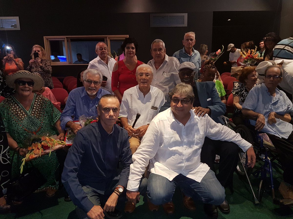 Entregan Premio Nacional de Televisión