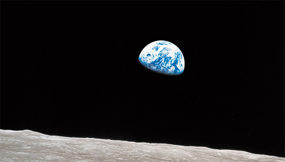 La Tierra desde la órbita lunar, en la foto tomada por William Anders en 1968. Foto: NASA.