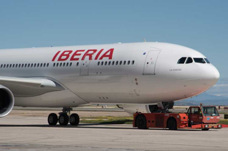 70 años del primer viaje de la aerolínea española Iberia a Cuba