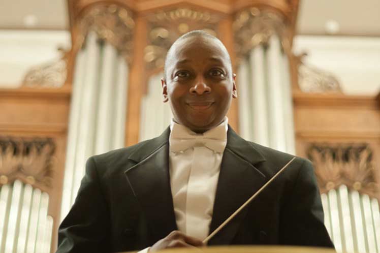 pianista y director estadounidense Marlon Daniel