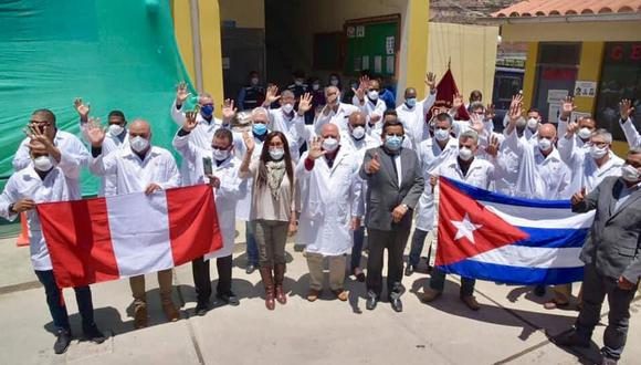 Conferencia de prensa ofrecida por la brigada médica. Foto: Perú 21 Conferencia de prensa ofrecida por la brigada médica. Foto: Perú 21