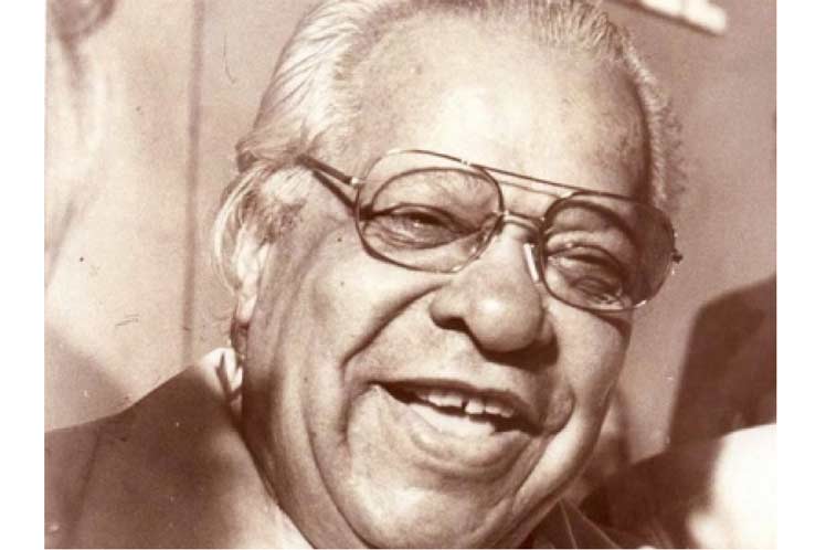 Nicolás Guillén Nicolás Guillén