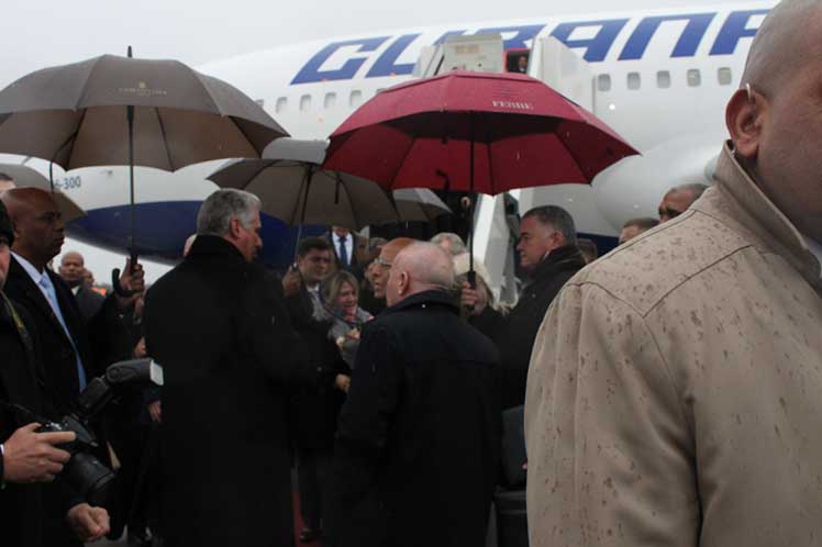 Presidente de Cuba arriba a San Petersburgo