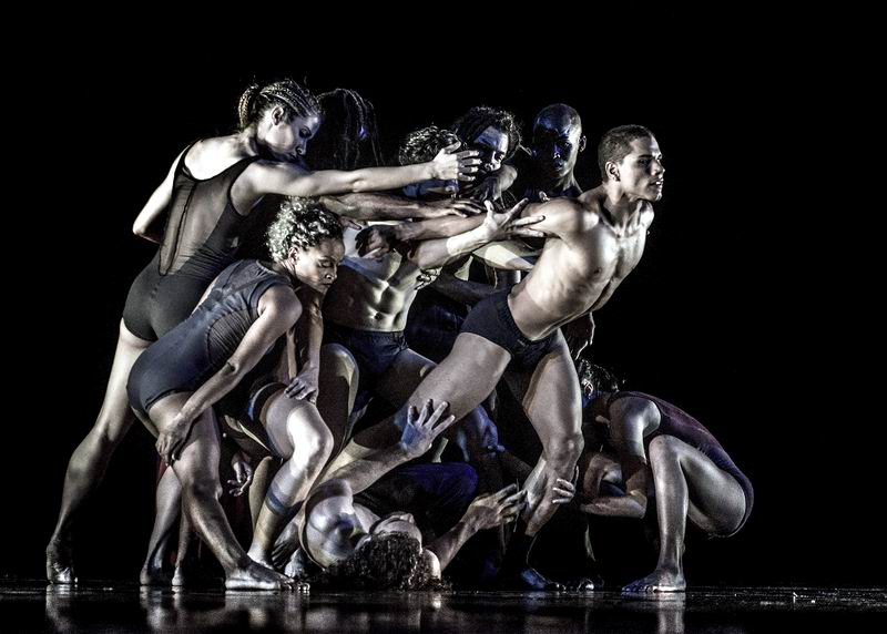 Exitosa gira de Acosta Danza por el Reino Unido