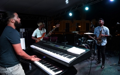 Músicos cubanos debutan exitosamente en festival de jazz en Sudáfrica 