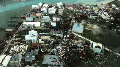 Vista panorámica aérea de Bahamas tras el devastador paso del huracán Dorian