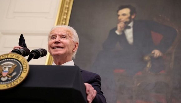 Joe Biden Biden ordenó  una revisión de las políticas de Trump hacia Cuba, pero un cambio de postura no está entre sus prioridades. Foto: Jonathan Ernst/Reuters.