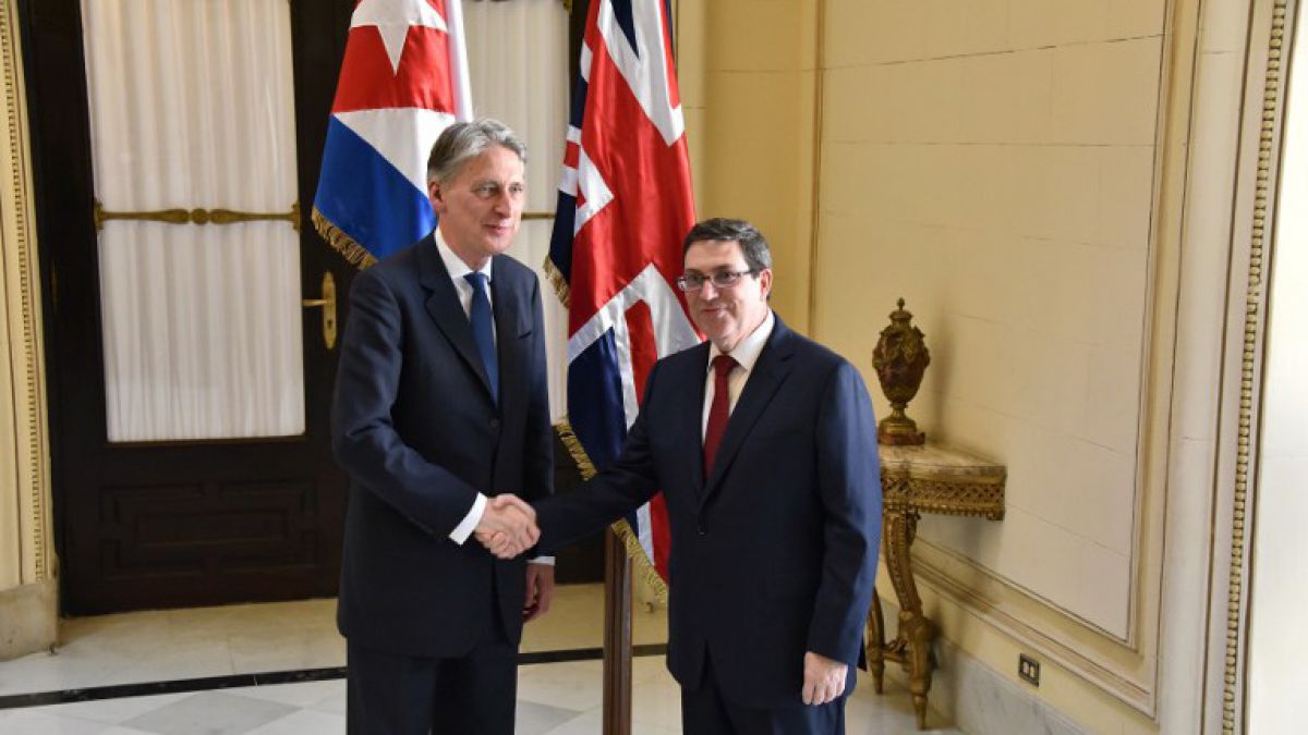 Cuba y Reino Unido estrechan relaciones