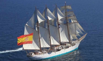 El buque escuela de la Armada de España Juan Sebastián de Elcano 