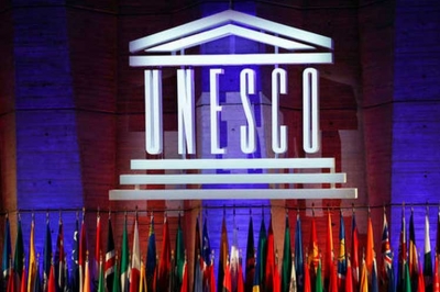 Banner alegórico a la UNESCO