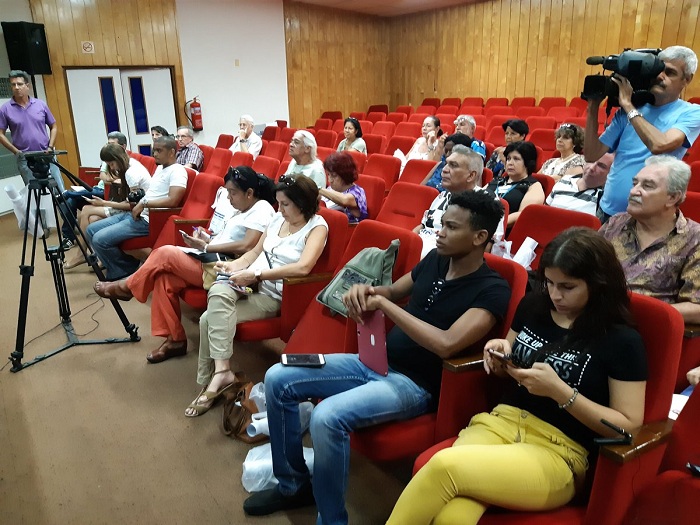 Fructífero intercambio en Citmatel por su XX Aniversario