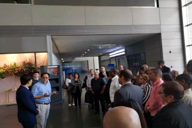  Delegación cubana cumple amplia agenda previo a feria en China