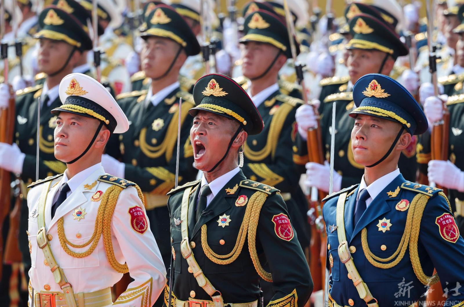 En la histórica plaza Tianamen, de Beijing, un desfile militar conmemoró este 3 de septiembre los 80 años de la victoria del pueblo chino contra la agresión japonesa en la guerra antifascista mundial. Foto: Xinhua. En la histórica plaza Tianamen, de Beijing, un desfile militar conmemoró este 3 de septiembre los 80 años de la victoria del pueblo chino contra la agresión japonesa en la guerra antifascista mundial. Foto: Xinhua.