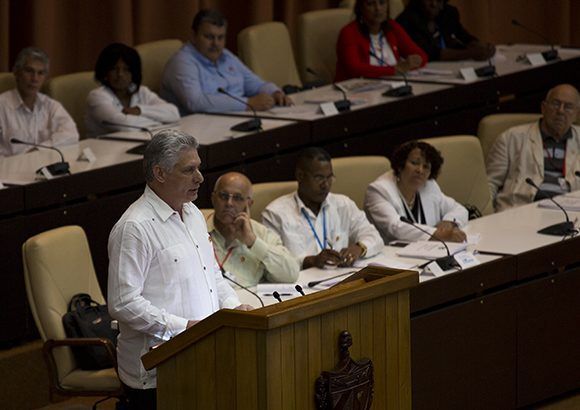 Miguel Díaz-Canel, Presidente de Cuba interviene en la Asamblea Nacional.