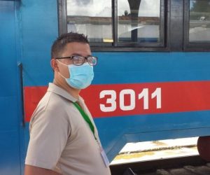 El director de la Empresa Ferrocarriles Centro asegura que el tren dispone del confort y la seguridad establecida para circular. Foto: Xiomara Alsina/ Escambray El director de la Empresa Ferrocarriles Centro asegura que el tren dispone del confort y la seguridad establecida para circular. Foto: Xiomara Alsina/ Escambray