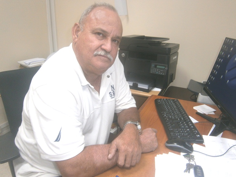 Director Territorial de la Empresa de Telecomunicaciones de Cuba Sociedad Anónima (ETECSA) en Cienfuegos, Luis Manuel Antuña. Foto de la autora