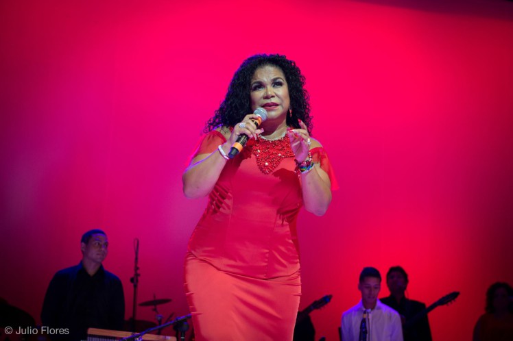 La cantante peruana Eva Ayllón