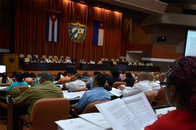 Nuevas leyes complementan Constitución cubana Nuevas leyes complementan Constitución cubana