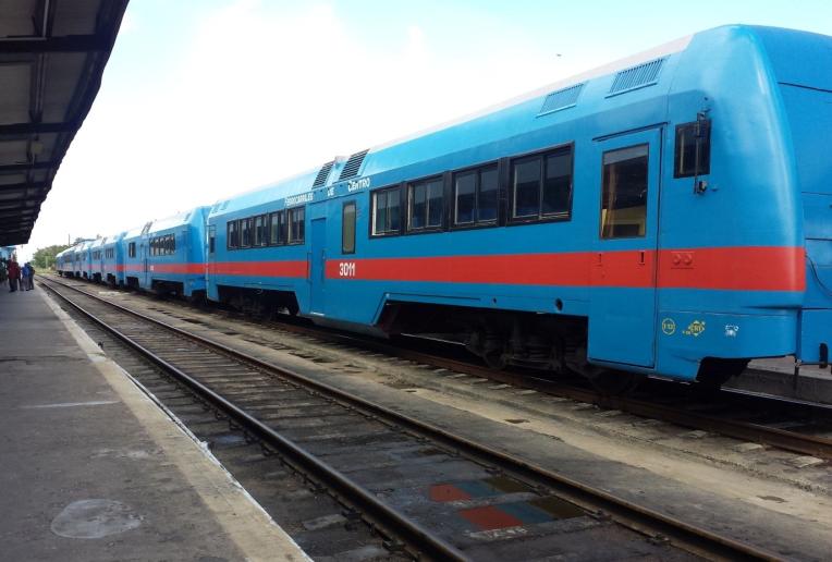 Tren el Espirituano estrena su nueva imagen. Foto: Xiomara Alsina/ Escambray