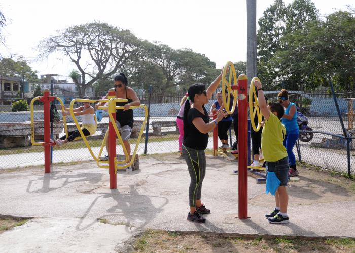 más del 40,4 % de la población cubana de 15 años y más, no realiza actividad física suficient