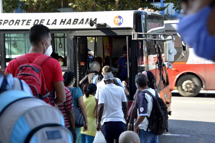 Transporte público cubano