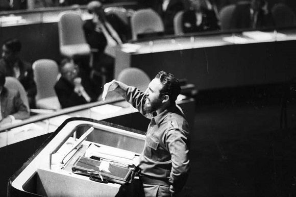 Pronuncia su histórico discurso durante el XV Período de Sesiones de la Asamblea General de la ONU. Foto: Prensa Latina