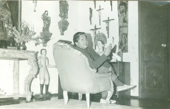 Guayasamín trabajó como tractorista y luego como chofer. Pero fue la pintura la que lo conquistó desde niño. Foto: El Universal