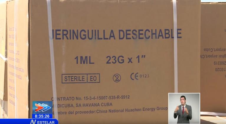 Arriba a Cuba vuelo con insumos y recursos médicos contra Covid