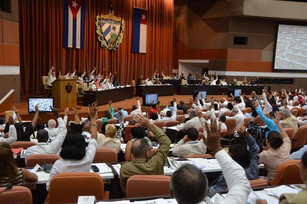 Parlamento cubano ratificará nueva Constitución de Cuba