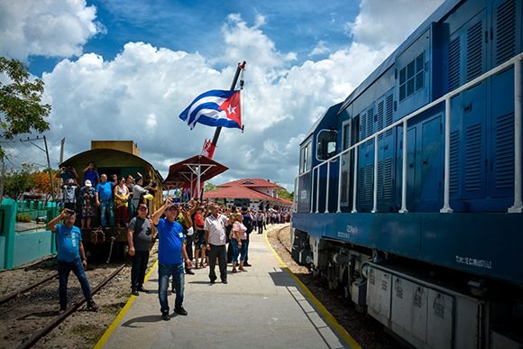 Arribo a la estación de ferrocarril de la ciudad de Holguín
