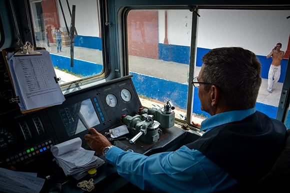 Arribo a la estación de ferrocarril de la ciudad de Holguín