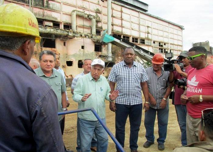 Chequeó Machado Ventura avances en la construcción de bioeléctrica