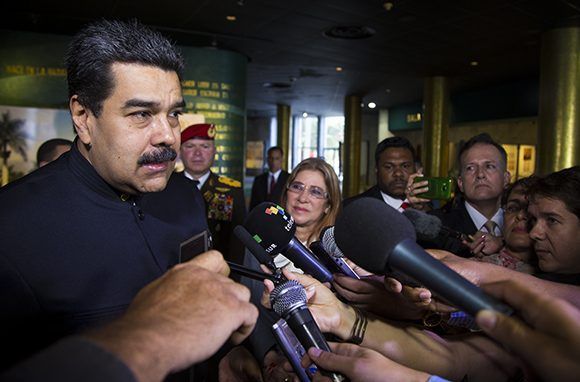 El presidente Nicolás Maduro ofreció declaraciones a la prensa. Foto: Irene Pérez/ Cubadebate.