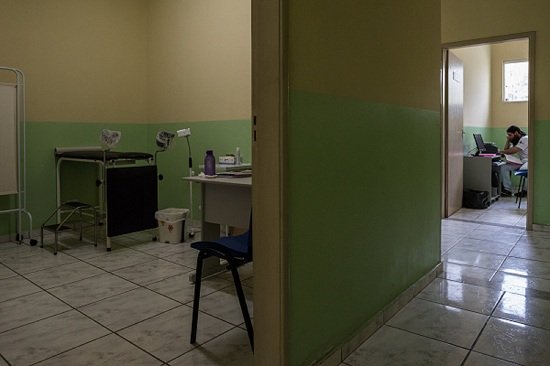 Gobierno de Brasil no logra reemplazar a médicos cubanos.