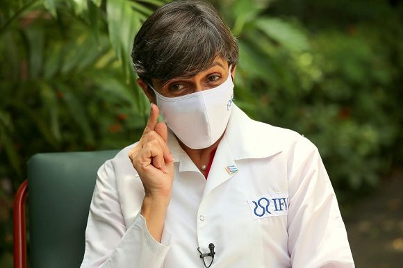 Dra. Meiby de la Caridad Rodríguez González, como jefa del ensayo clínico por parte del Instituto Finlay de Vacunas.