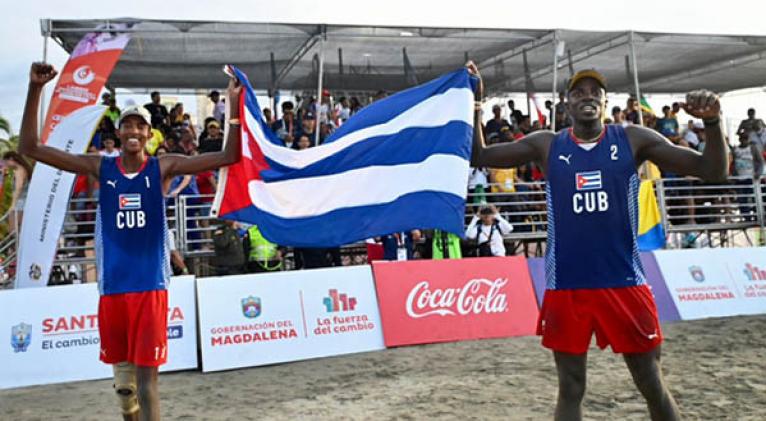 Dúo playero cubano Díaz-Alayo