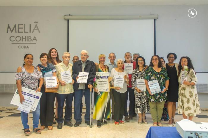 Entregan premios nacionales de Periodismo Científico. Foto: Facebook del Observatorio Científico